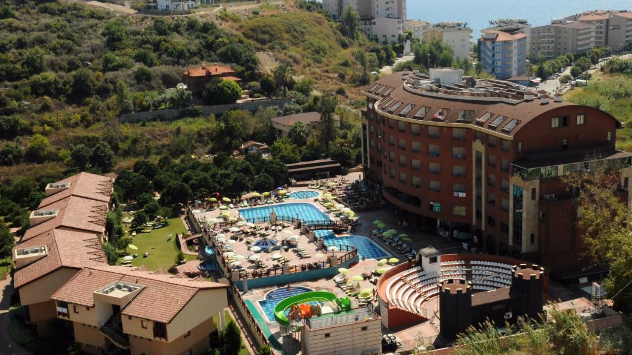 Noxinn Club Hotel Konaklı Exterior foto